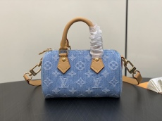 L*ouis V*uitton Top Bag   16*7.5*10CM