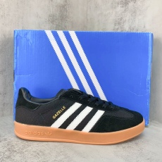 Gazelle Indoor Trainers  HQ8716