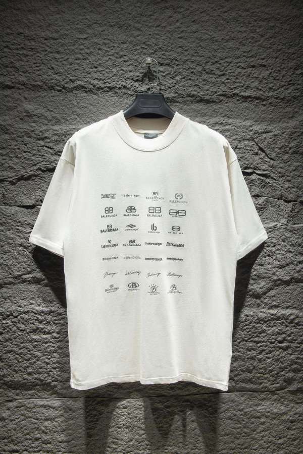 B*ALENCIAGA Top Quality Clothes