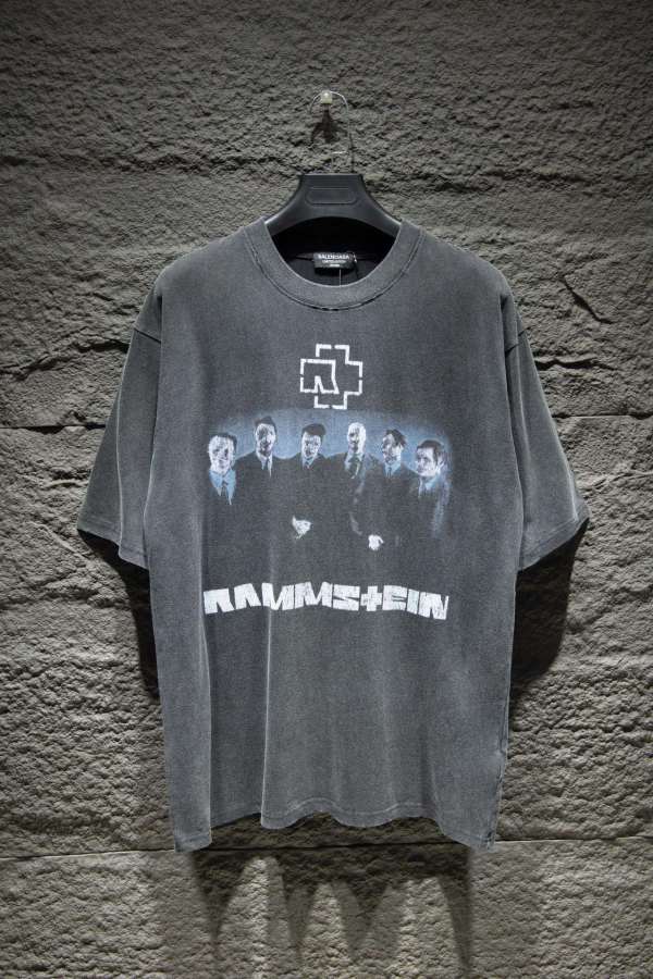 B*ALENCIAGA Top Quality Clothes