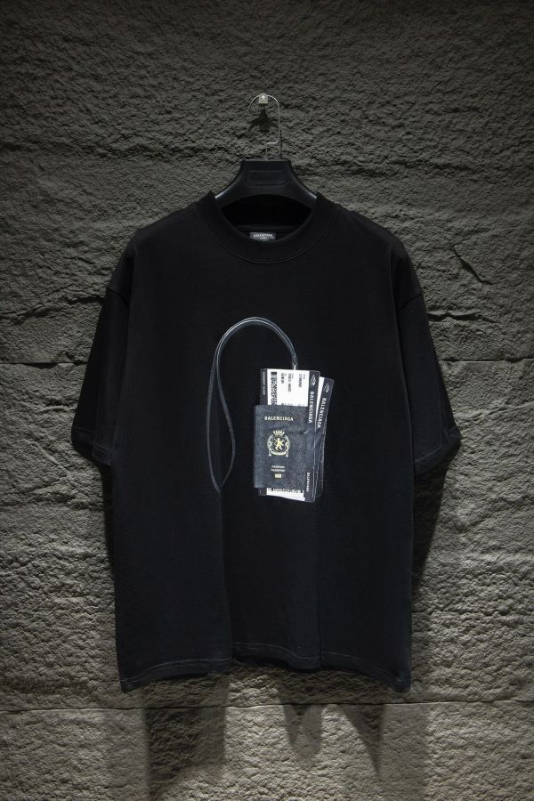 B*ALENCIAGA Top Quality Clothes