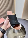Men L*oro P*iana Top Quality Sandals
