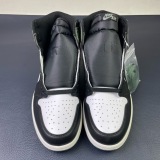Air Jordan 1 Retro High  555088-135