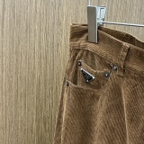P*rada Top Quality Clothes