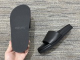 Men O*ff W*hite Top Quality Sandals