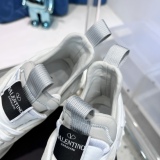 Men  𝑉*𝐴𝐿𝐸𝑁𝑇𝐼𝑁𝑂 Top Sneakers