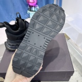 Men  𝑉*𝐴𝐿𝐸𝑁𝑇𝐼𝑁𝑂 Top Sneakers