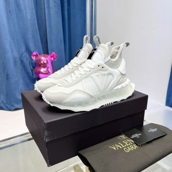 Men  𝑉*𝐴𝐿𝐸𝑁𝑇𝐼𝑁𝑂 Top Sneakers