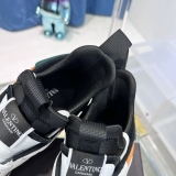 Men  𝑉*𝐴𝐿𝐸𝑁𝑇𝐼𝑁𝑂 Top Sneakers