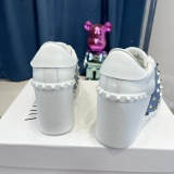 Women 𝑉*𝐴𝐿𝐸𝑁𝑇𝐼𝑁𝑂 Top Sneakers