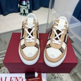 Men Women 𝑉*𝐴𝐿𝐸𝑁𝑇𝐼𝑁𝑂 Top Sneakers