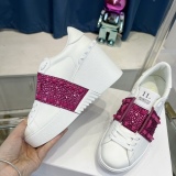 Women 𝑉*𝐴𝐿𝐸𝑁𝑇𝐼𝑁𝑂 Top Sneakers