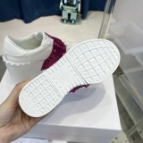 Women 𝑉*𝐴𝐿𝐸𝑁𝑇𝐼𝑁𝑂 Top Sneakers