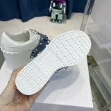 Women 𝑉*𝐴𝐿𝐸𝑁𝑇𝐼𝑁𝑂 Top Sneakers