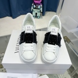 Women 𝑉*𝐴𝐿𝐸𝑁𝑇𝐼𝑁𝑂 Top Sneakers