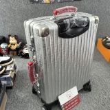 Luggage 21 inches
