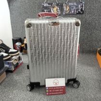 Luggage 21 inches