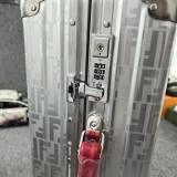 Luggage 21 inches