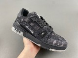 Men L*ouis V*uitton Top Sneakers  Have Size EU47
