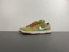 N*ike SB Dunk Low “Escargot”   FQ7585-200