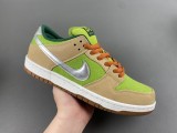 N*ike SB Dunk Low “Escargot”   FQ7585-200