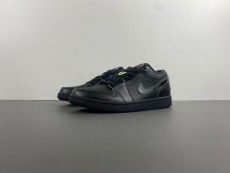 N*ike SB Dunk LOW  HM3690-001