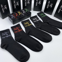Socks 5 pairs