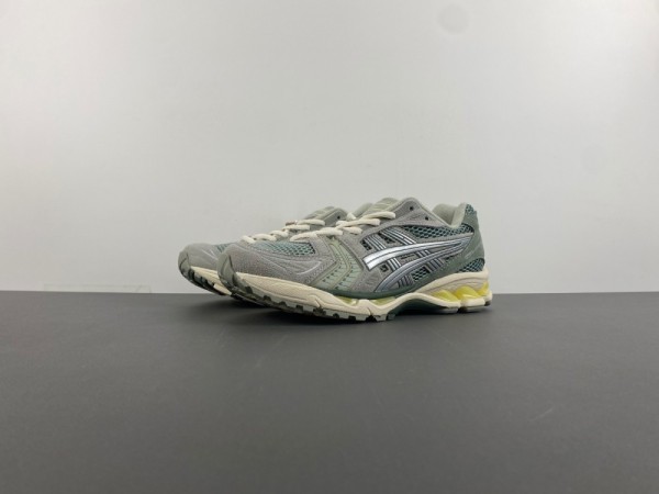 A*sics Top Quality Sneakers