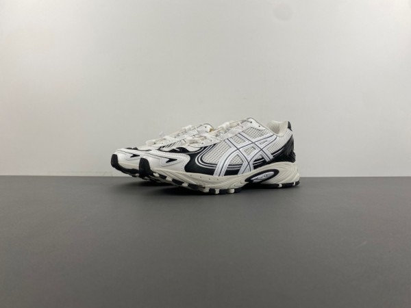 A*sics Gel-Kahana Tr V4  Black Silver  1203A497-100