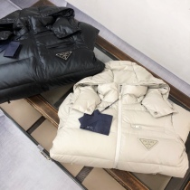 P*rada R Top Quality Clothes