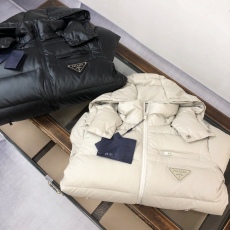 P*rada R Top Quality Clothes