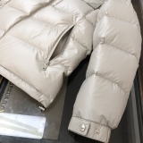 P*rada Top Quality Clothes