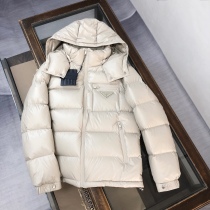 P*rada Top Quality Clothes