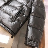P*rada Top Quality Clothes