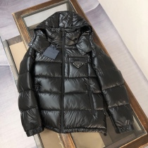 P*rada Top Quality Clothes