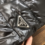 P*rada Top Quality Clothes