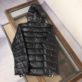 P*rada Top Quality Clothes