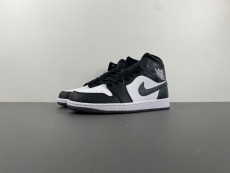 Wmns J*ordan 1 Mid 'Cosmic Clay BQ8426-001