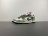 Alexis Sablone x D*unk Low SB 'Chameleon'   HJ3386-300