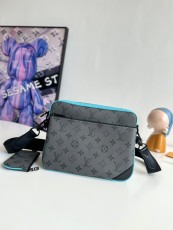 L*ouis V*uitton Top Bag  25*18.5*7CM