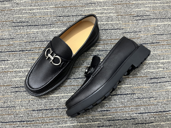 Men F*erragamo Top Quality Sneakers