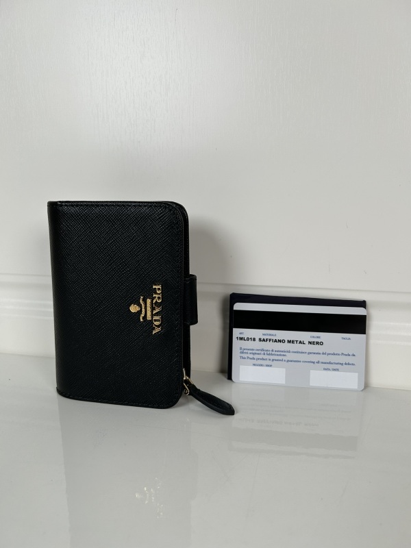 P*rada Top Wallets 12*8CM