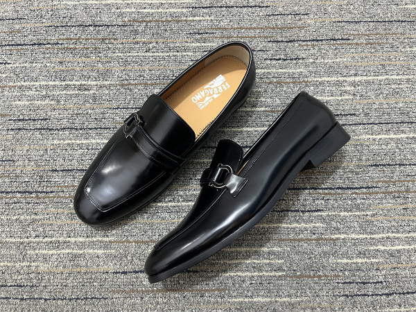 Men F*erragamo Top Quality Sneakers