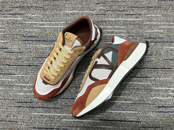 Men  𝑉*𝐴𝐿𝐸𝑁𝑇𝐼𝑁𝑂 Top Quality Sneakers