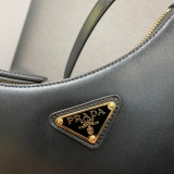 P*rada Top Quality Bag 18*16*5CM