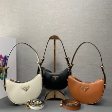 P*rada Top Quality Bag 18*16*5CM