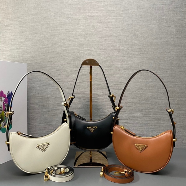 P*rada Top Quality Bag 18*16*5CM