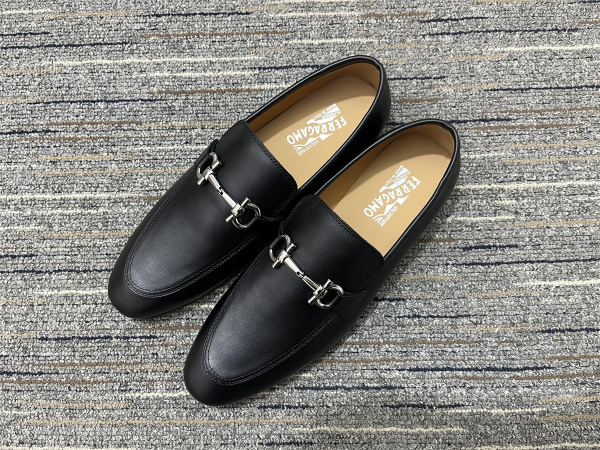 Men F*erragamo Top Quality Sneakers