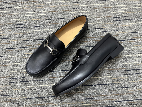 Men F*erragamo Top Quality Sneakers