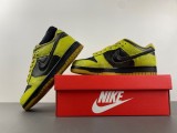 SB Dunk Low Halloween HV6103-300